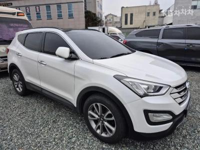 Hyundai Santa Fe DM R2.0 2WD PREMIUM 기본형 (2015년형)