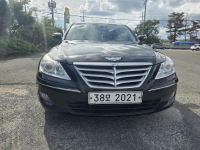 2010 Hyundai Genesis