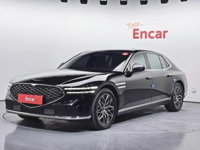 2022 Genesis G90