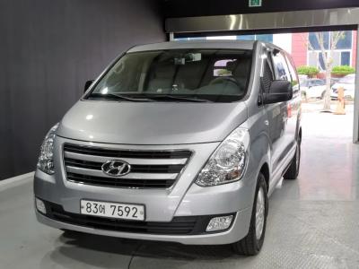 2017 Hyundai Starex