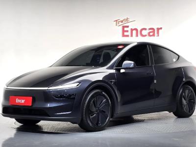 2025 Tesla Model Y