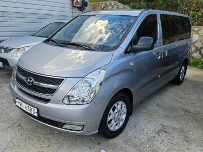 2015 Hyundai Starex