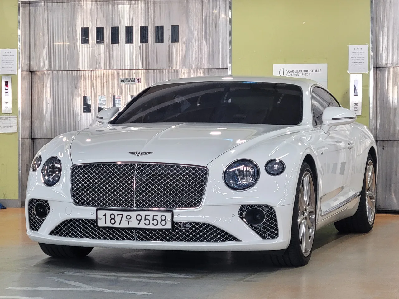 2022 Bentley Continental