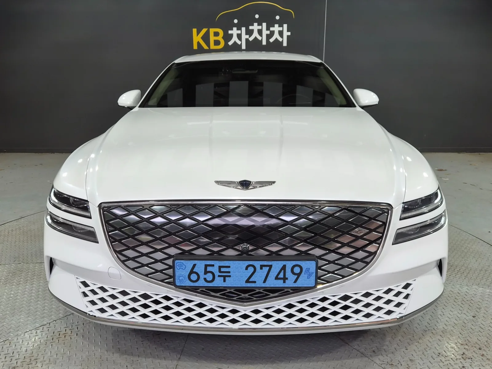 2022 Genesis G80