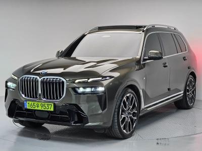2024 BMW X7