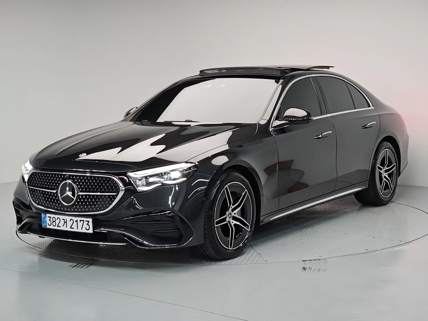 2025 Mercedes-Benz E-Class