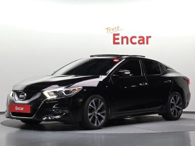 2017 Nissan Maxima