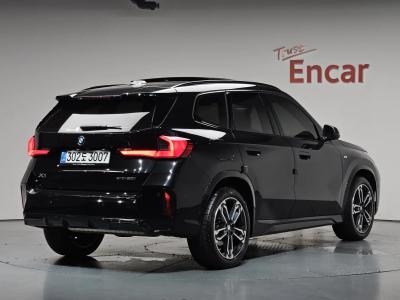 2025 BMW X1
