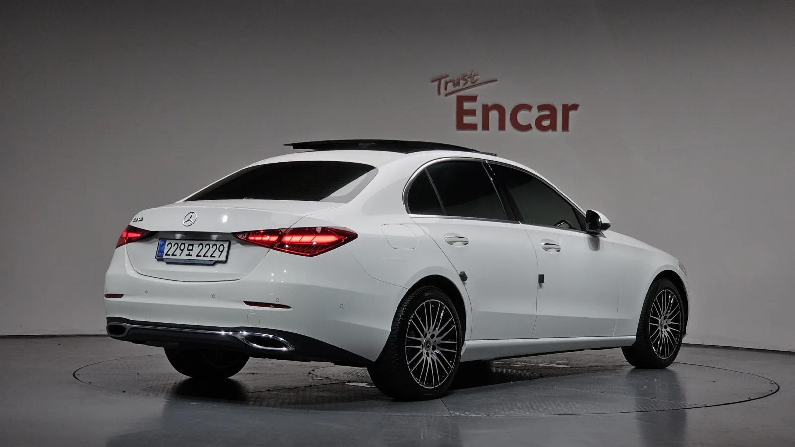 2025 Mercedes-Benz C-Class