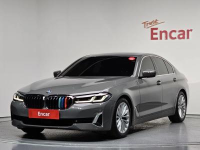 2022 BMW 5-Series