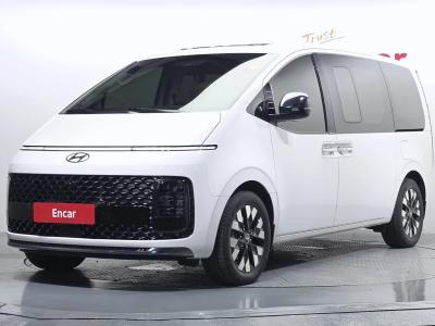 2025 Hyundai Staria