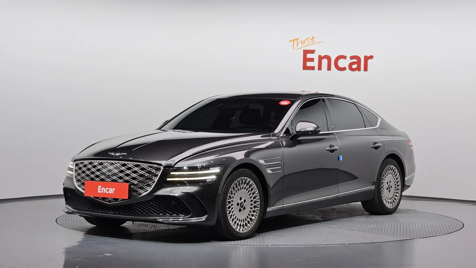 2025 Genesis G80