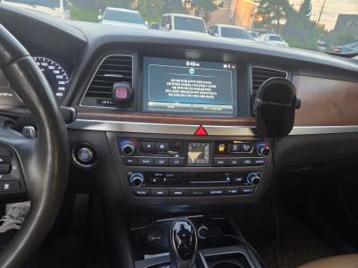 2016 Hyundai Genesis