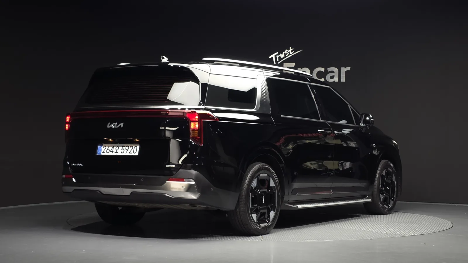 2025 Kia Carnival