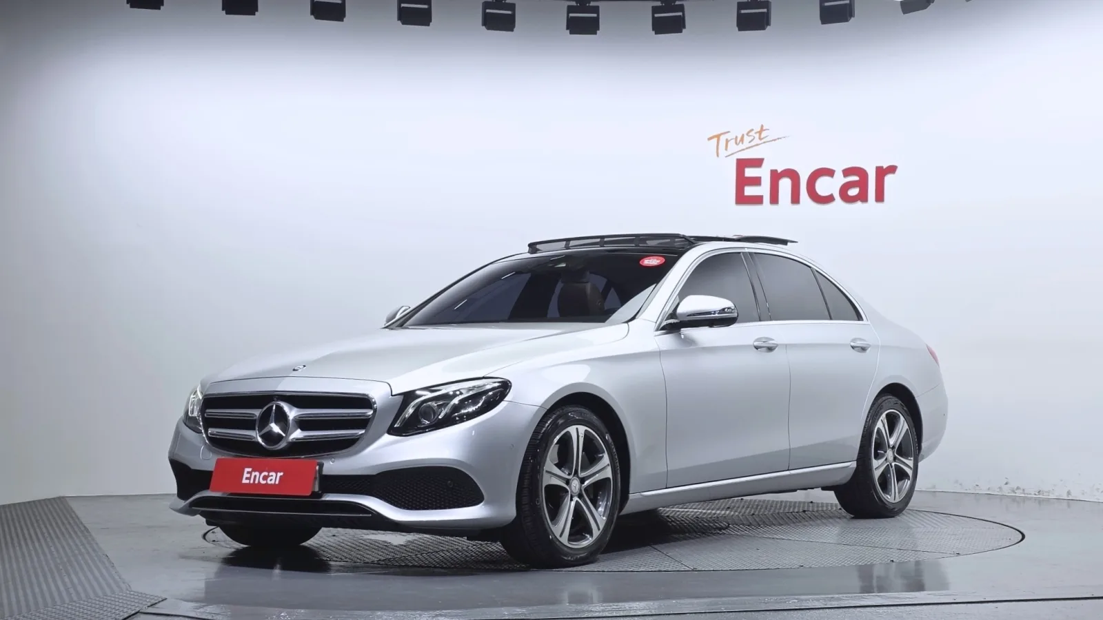 2017 Mercedes-Benz E-Class