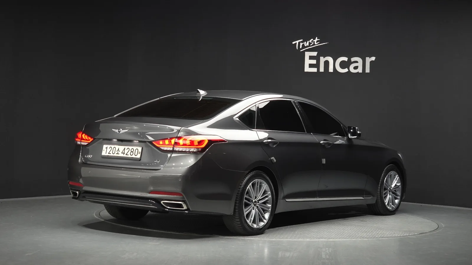 2020 Genesis G80