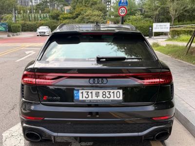 2022 Audi RSQ8