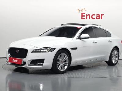 2018 Jaguar XF