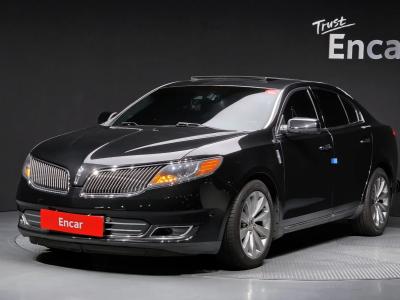 2014 Lincoln MKS