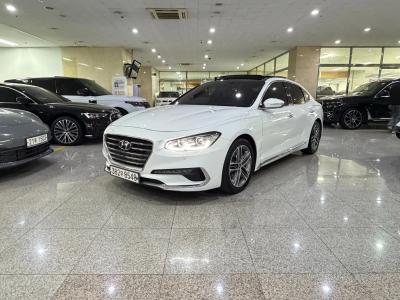 2018 Hyundai Grandeur