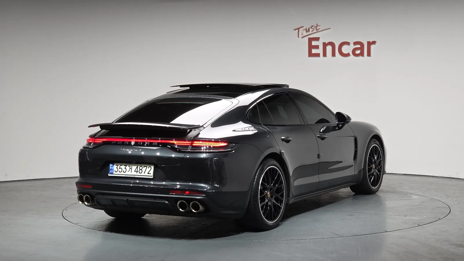 2021 Porsche Panamera