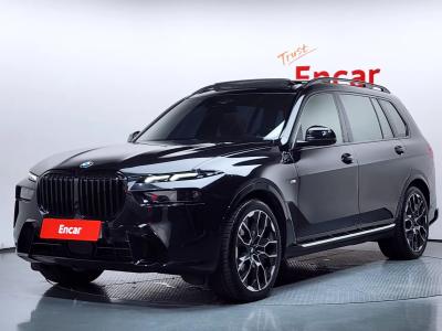 2024 BMW X7