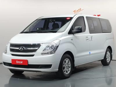 2012 Hyundai Starex