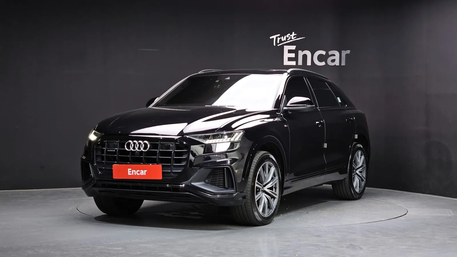 2021 Audi Q8