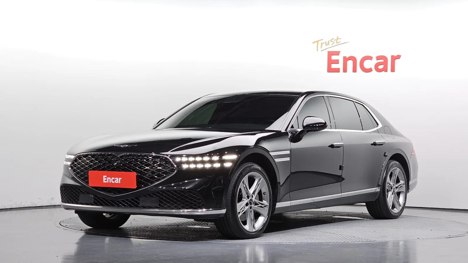 2023 Genesis G90