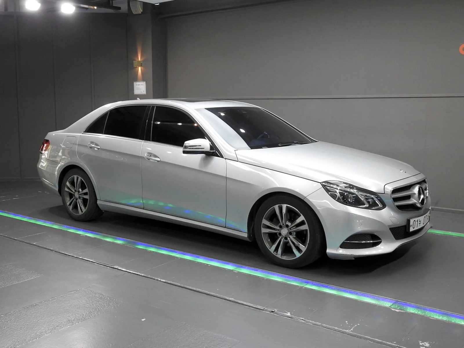 2016 Mercedes-Benz E-Class
