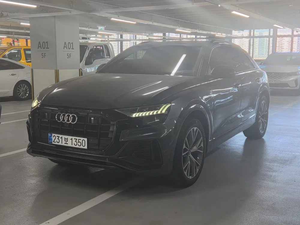 2022 Audi Q8