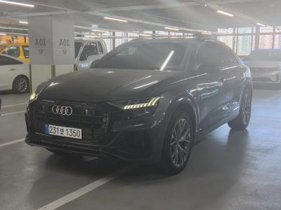 2022 Audi Q8