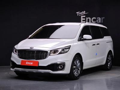 2015 Kia Carnival