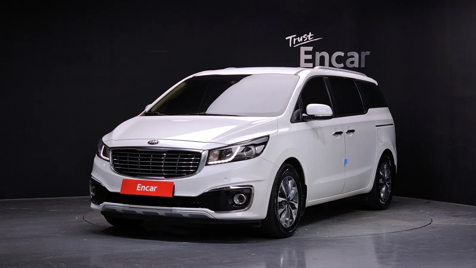2015 Kia Carnival