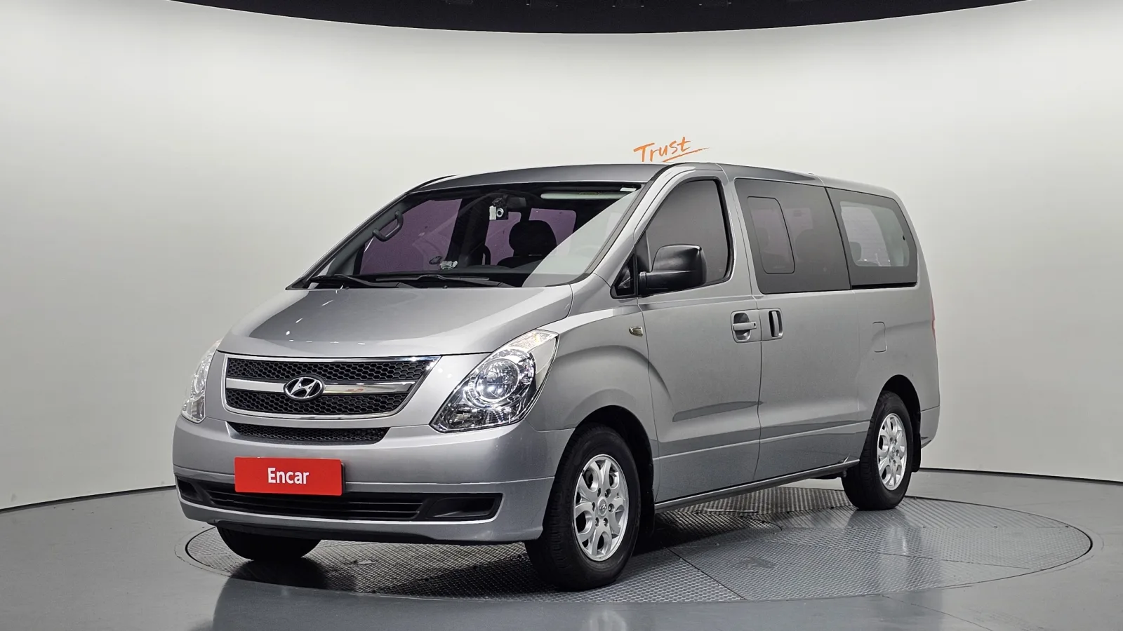 2012 Hyundai Starex