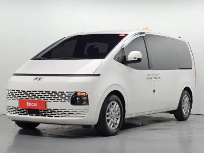 2022 Hyundai Staria