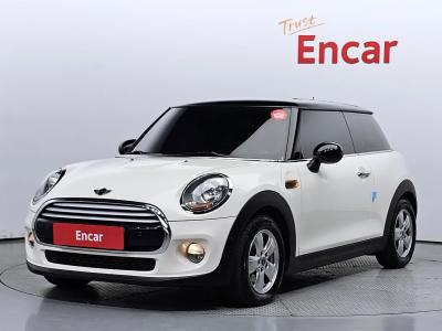 2015 MINI Cooper