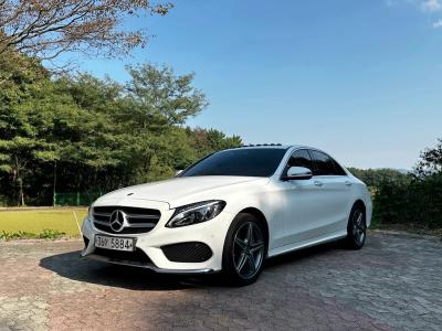 2018 Mercedes-Benz C-Class