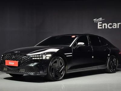 2025 Genesis G90