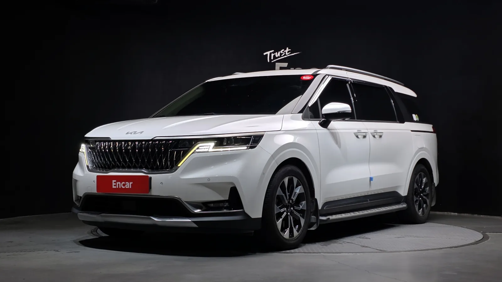2023 Kia Carnival