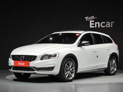 2018 Volvo V60