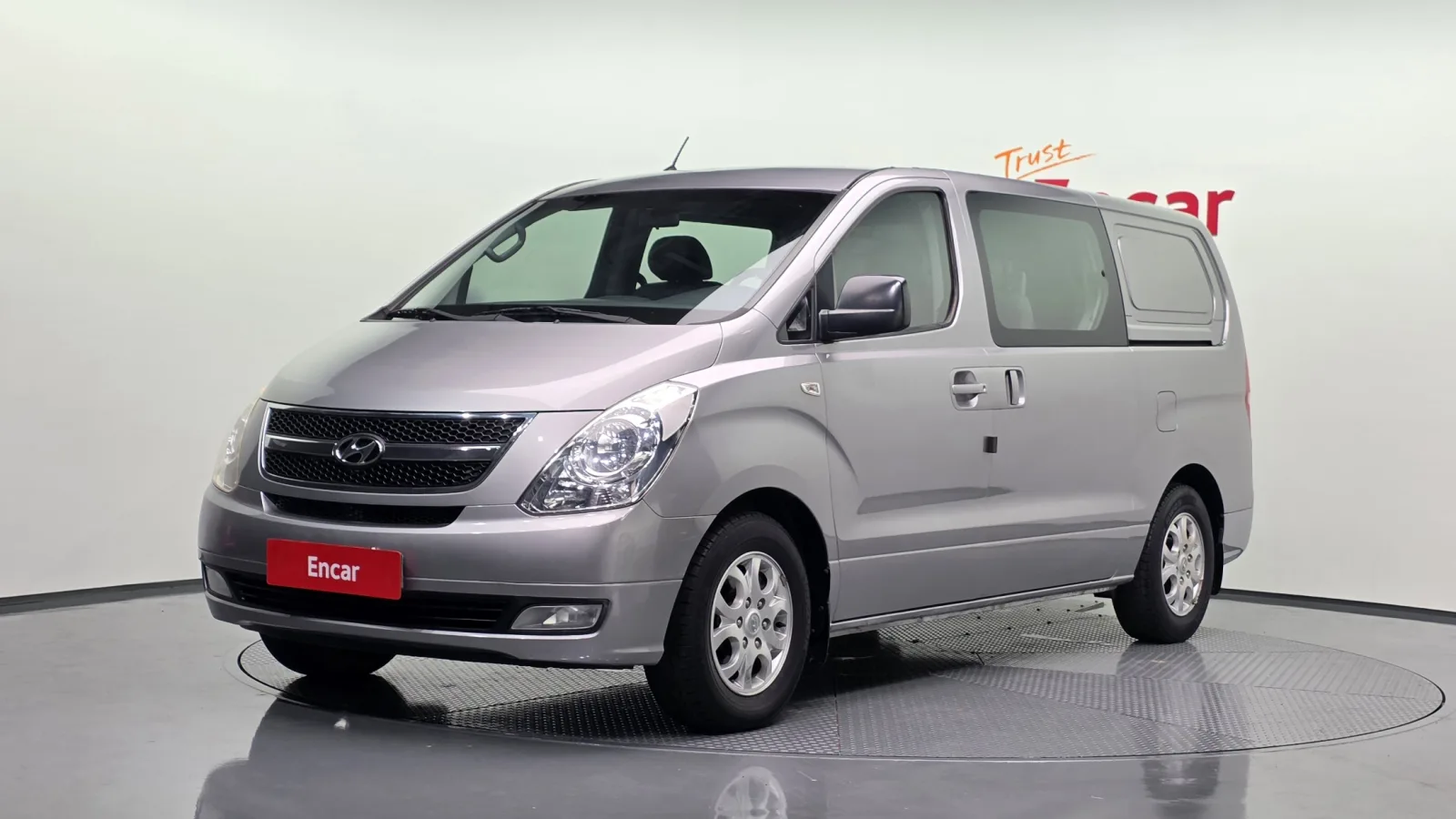 2011 Hyundai Starex