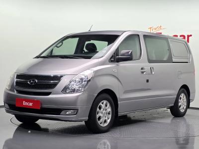 2011 Hyundai Starex