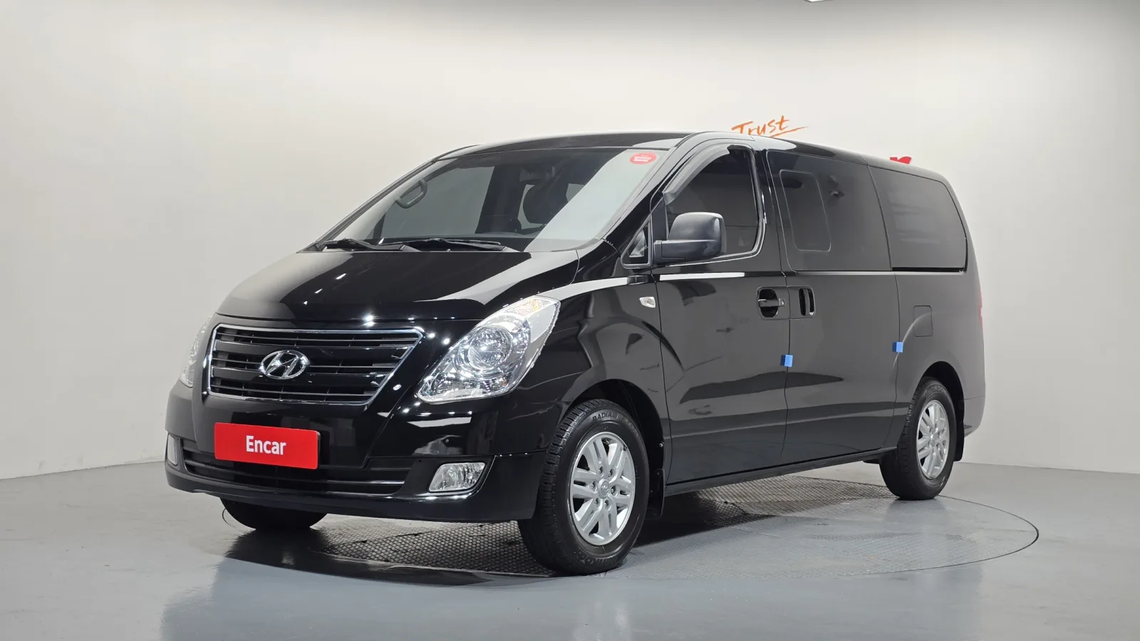 2017 Hyundai Starex