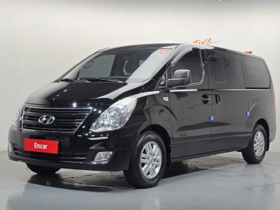 2017 Hyundai Starex