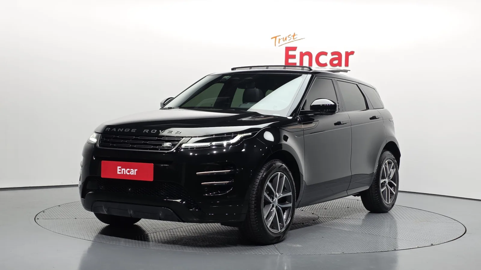 2025 Land Rover Range Rover Evoque