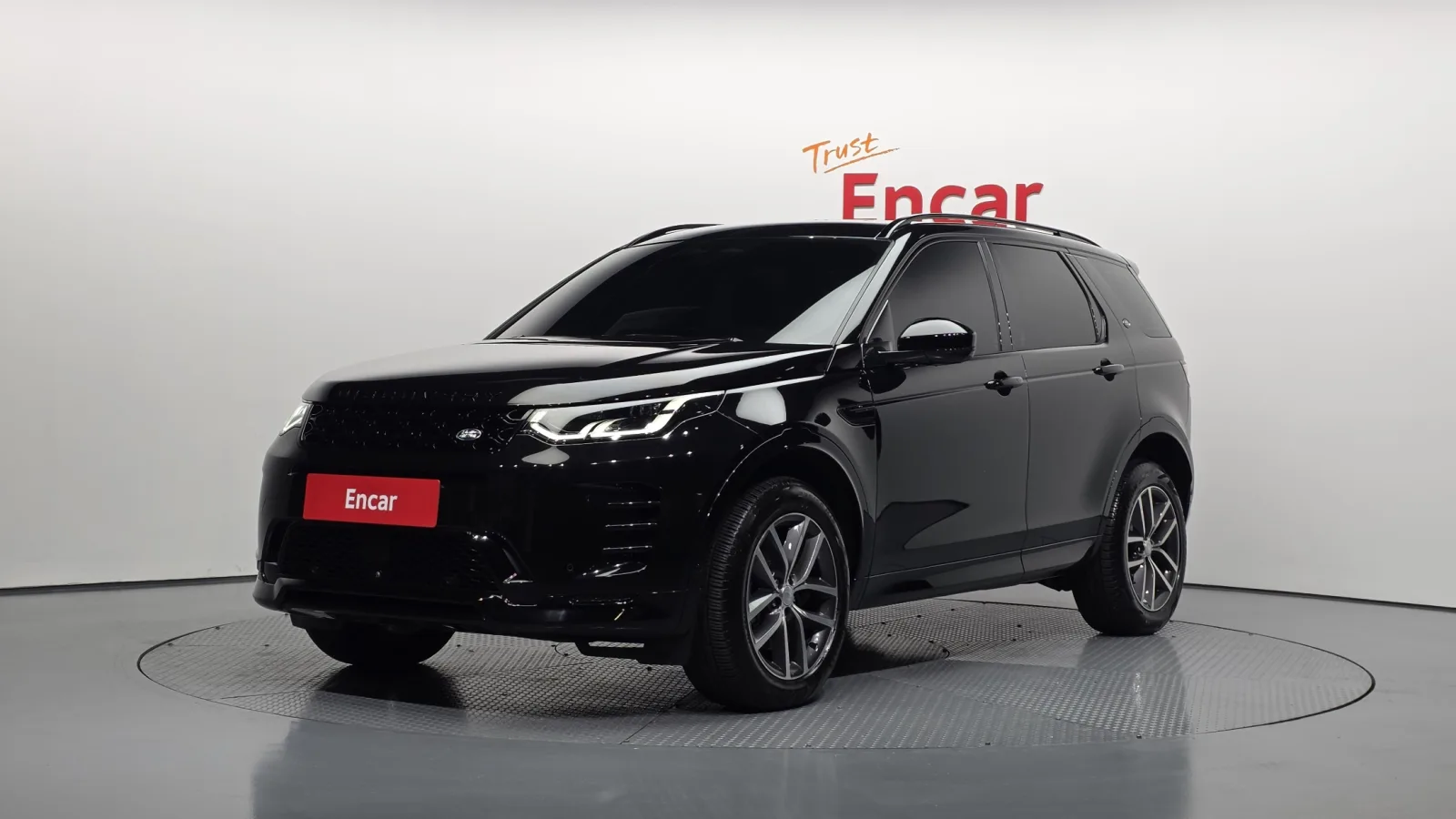 2025 Land Rover Discovery Sport