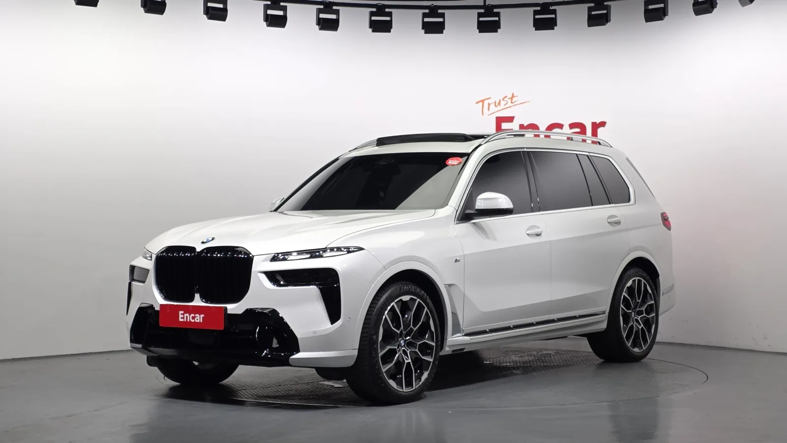 2025 BMW X7