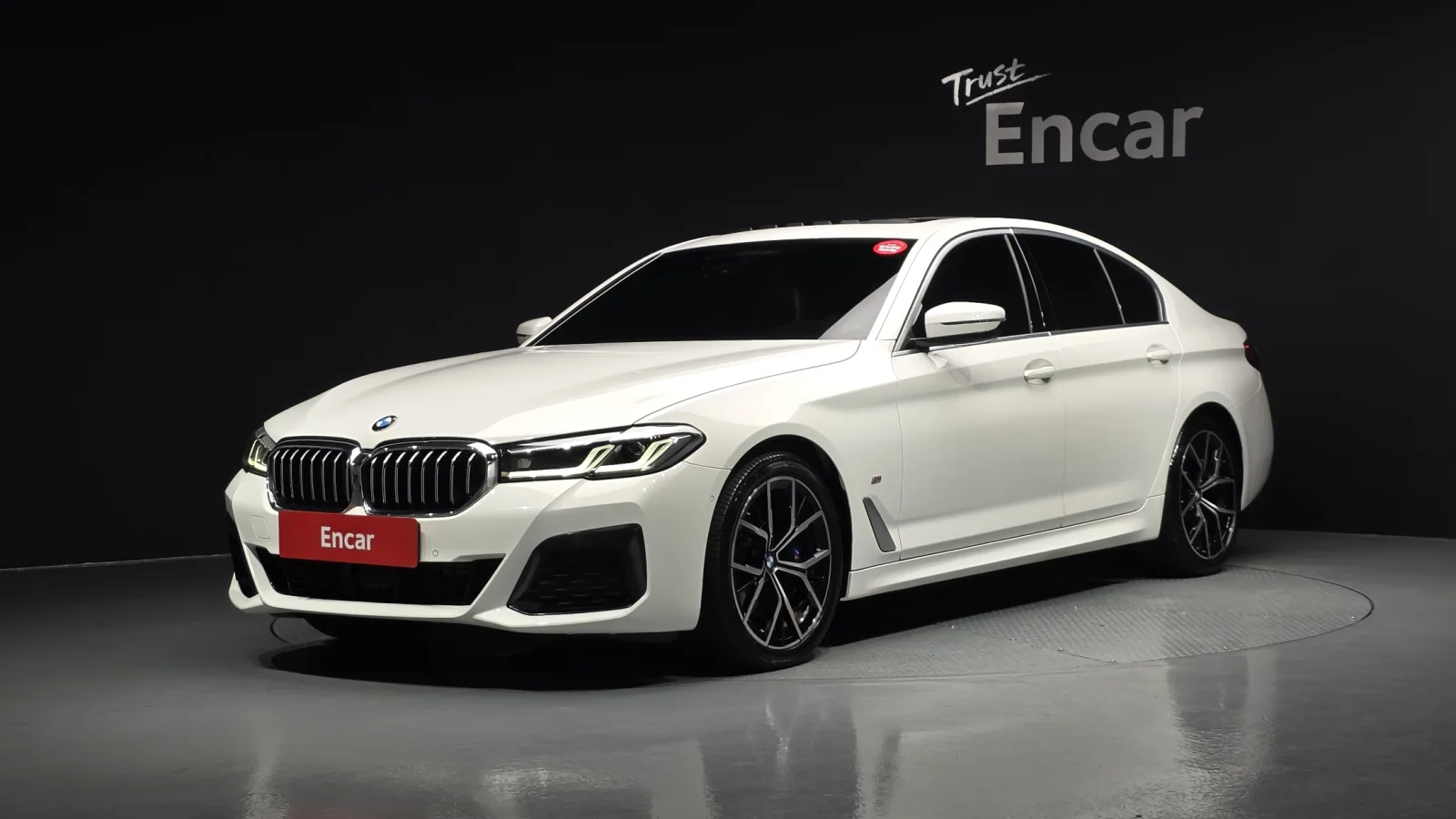 2022 BMW 5-Series