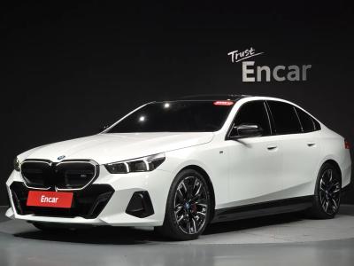 2024 BMW i5
